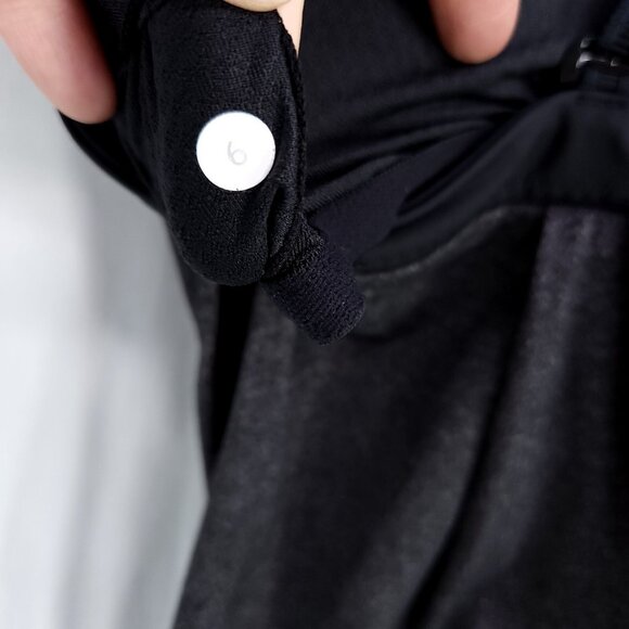 Lululemon Pure Focus Tank Womens Size 6 Removable Pads Adjustable Straps - Picture 5 of 10